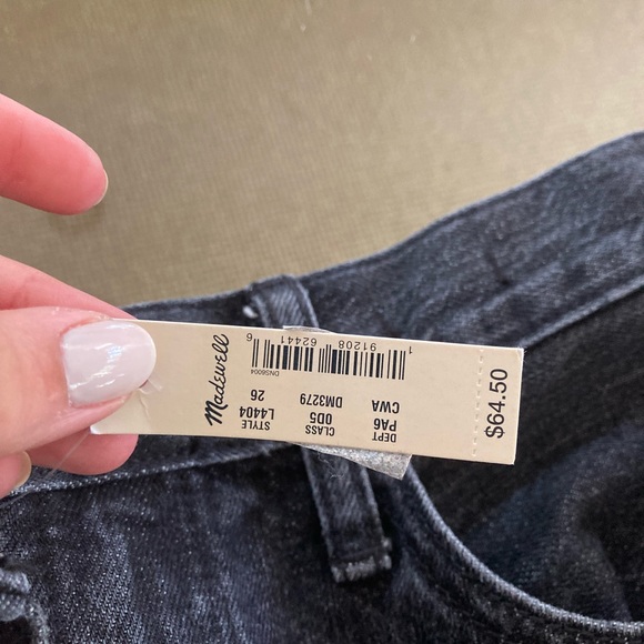 NWT Madewell dark denim shorts - Picture 5 of 5